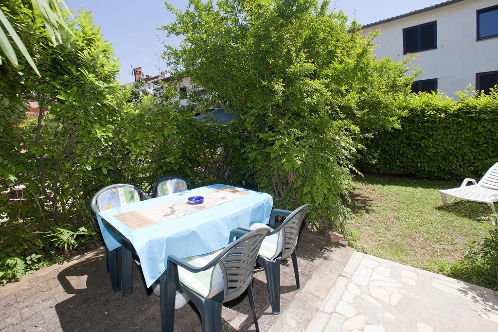 Apartments Mladenka Πόρετς Δωμάτιο φωτογραφία